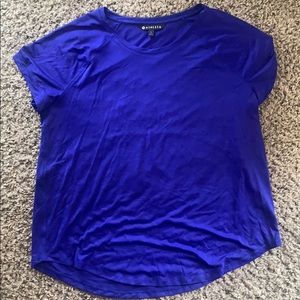 Athleta Tee size L